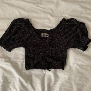 urban outfitters cropped black and white top